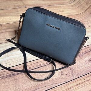 MICHAEL KORS Jet Set Leather Crossbody Bag Blue